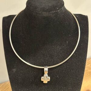 Sterling Silver Cross Pendant Choker Necklace - Classic Women's Jewelry